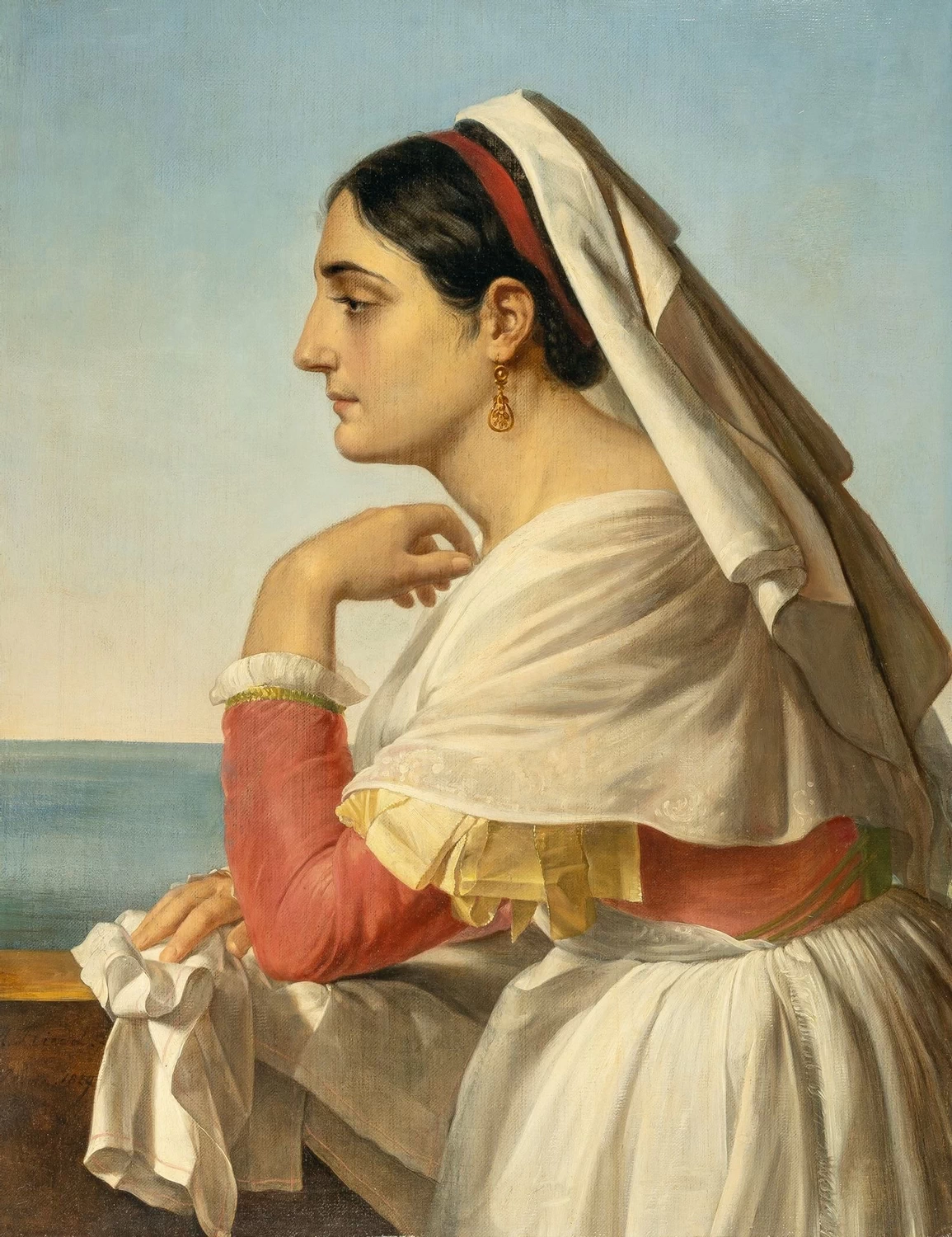 Donna italiana che guarda il mare